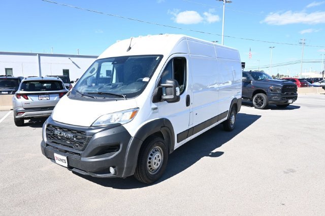 Used 2025 RAM ProMaster 2500 w/ Convenience Group FWD image 32