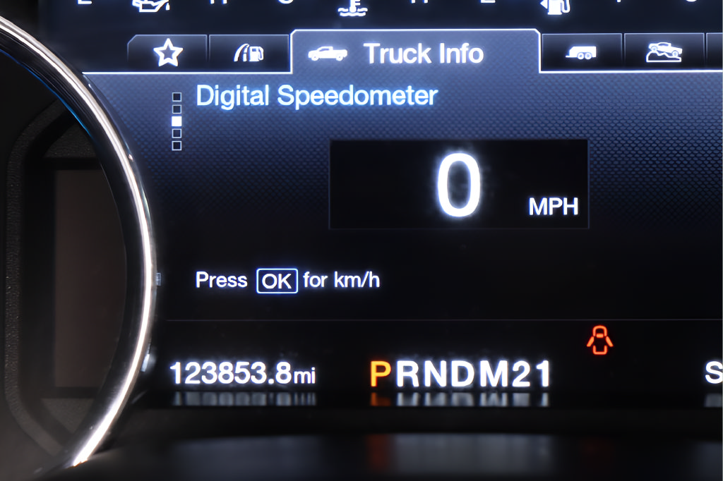 Used 2017 Ford F250 Platinum w/ Platinum Ultimate Package AWD/4WD image 22