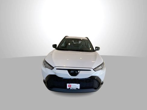 Used 2025 Toyota Corolla Cross AWD Hybrid image 3