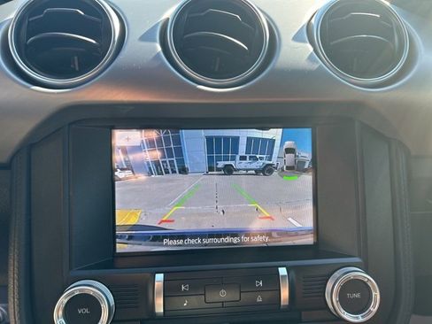 Used 2022 Ford Mustang GT Premium image 25