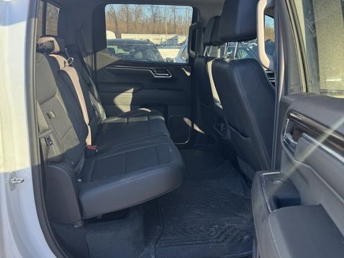 Used 2024 Chevrolet Silverado 1500 LT Trail Boss w/ LT Trail Boss Premium Package image 10