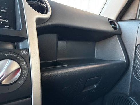 Used 2005 Scion xB image 27