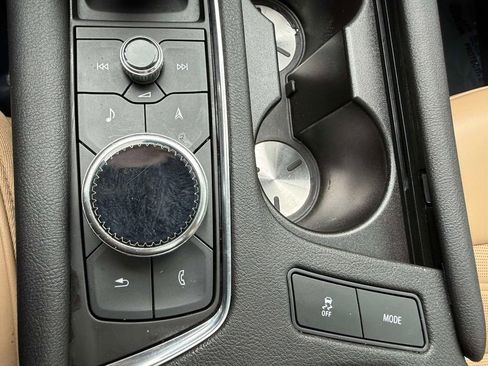 Used 2021 Cadillac XT6 Sport w/ Platinum Package image 26