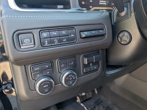 Certified 2023 GMC Yukon Denali Ultimate AWD/4WD image 27