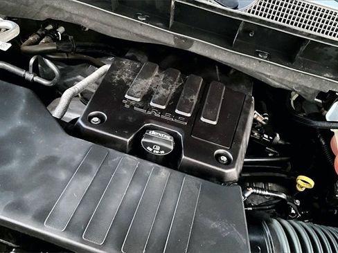 Used 2023 Chevrolet Silverado 1500 LT image 27