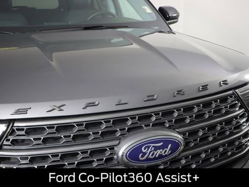 Used 2023 Ford Explorer XLT w/ Equipment Group 202A image 19