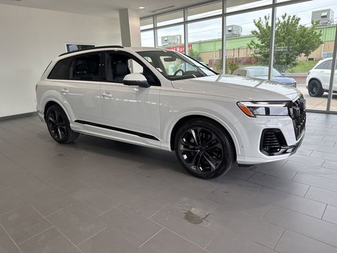 Used 2026 Audi Q7 3.0T Premium Plus AWD/4WD image 1