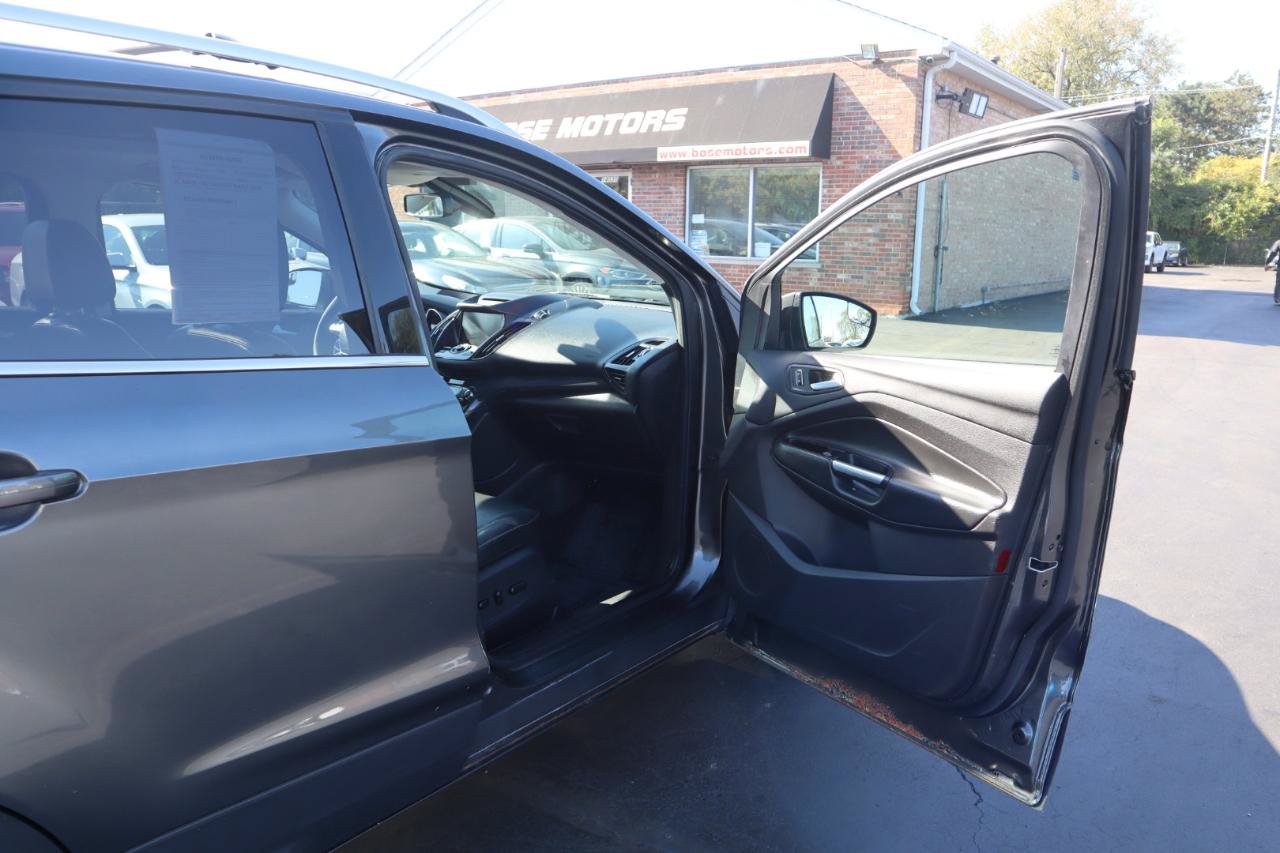Used 2015 Ford Escape Titanium AWD/4WD image 10