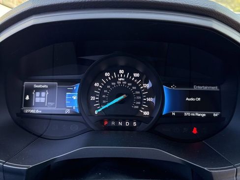 Used 2022 Ford Edge Titanium w/ Equipment Group 301A image 9
