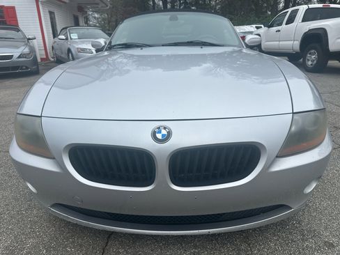 Used 2004 BMW Z4 2.5i image 2