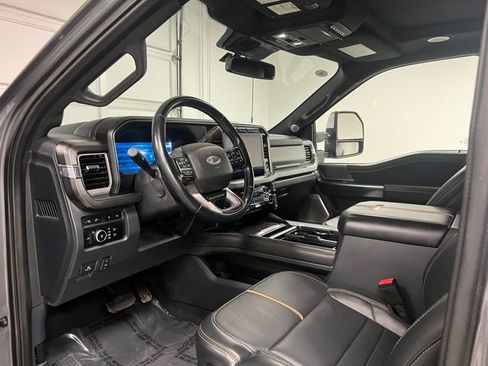Used 2024 Ford F450 Platinum w/ FX4 Off-Road Package AWD/4WD image 20