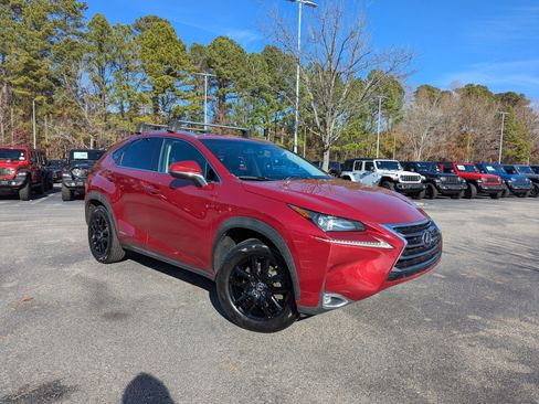 Used 2016 Lexus NX 300h AWD image 3