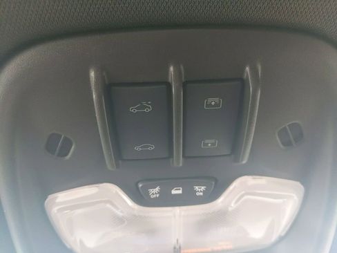 Used 2025 Chevrolet TrailBlazer RS w/ Convenience Package AWD/4WD image 30
