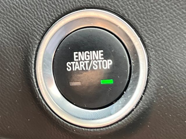 Used 2023 GMC Terrain SLT w/ Infotainment Package II AWD/4WD image 33