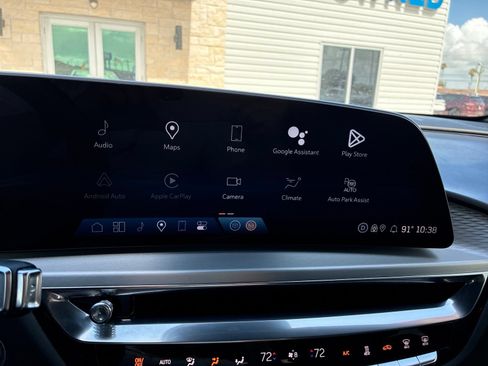 Used 2024 Cadillac Lyriq Luxury w/ LPO, Floor Liner Package AWD/4WD image 30