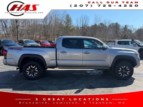 Used 2019 Toyota Tacoma TRD Off-Road w/ Technology Package AWD/4WD image 8