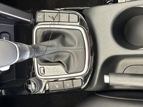 New 2026 Kia Seltos S AWD/4WD image 32
