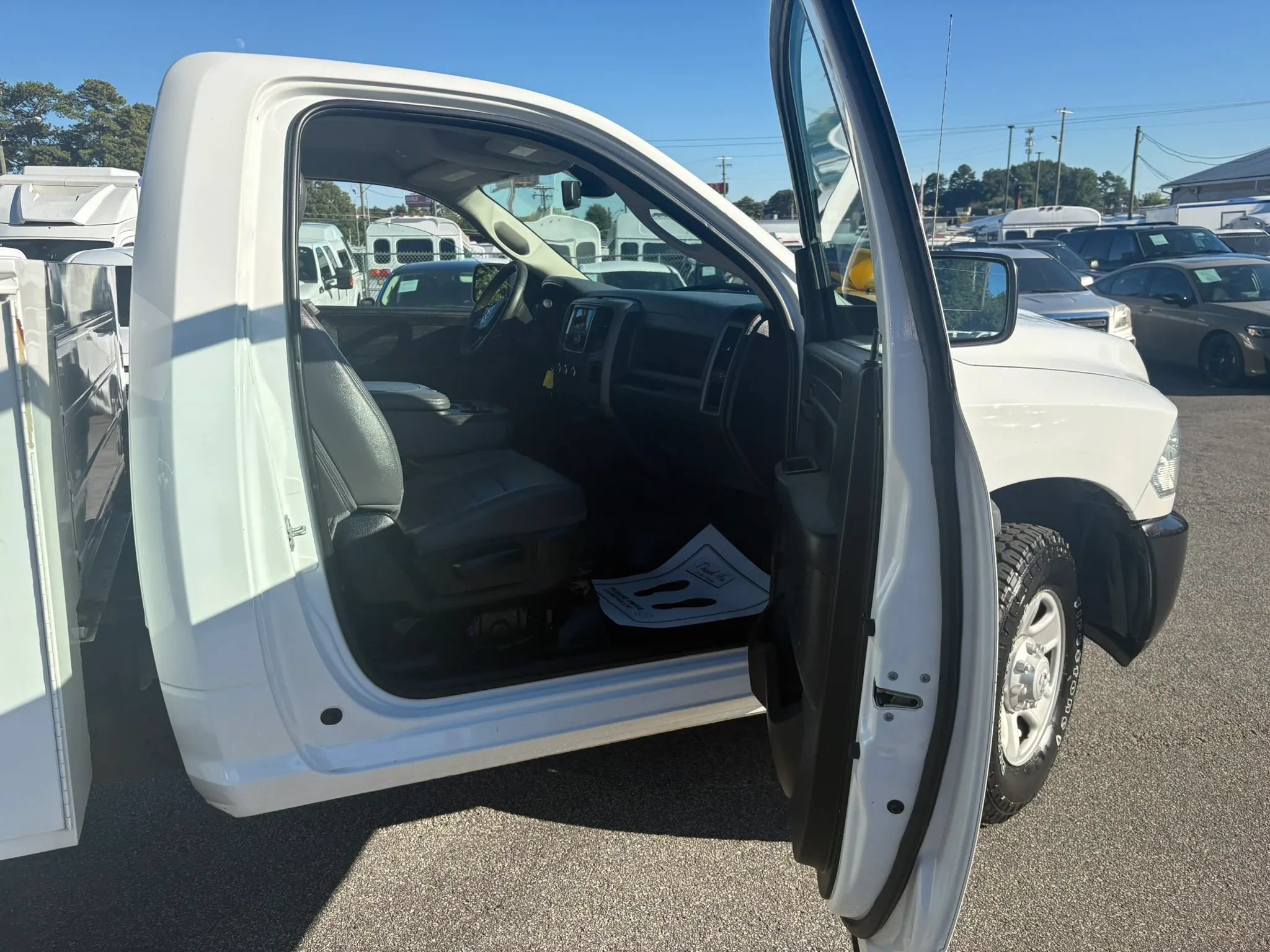 Used 2018 RAM 2500 Tradesman RWD image 23