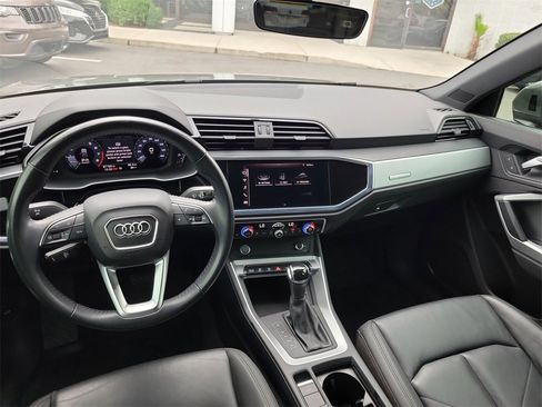Used 2020 Audi Q3 2.0T Premium w/ Convenience Package image 39