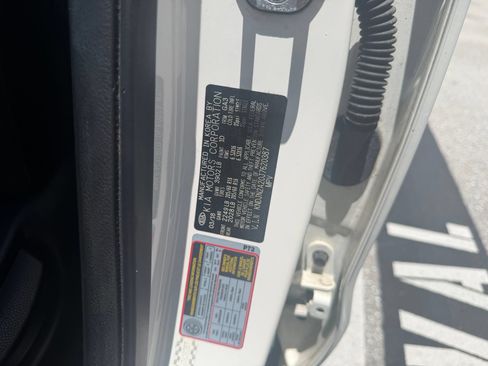 Used 2018 Kia Soul FWD image 17