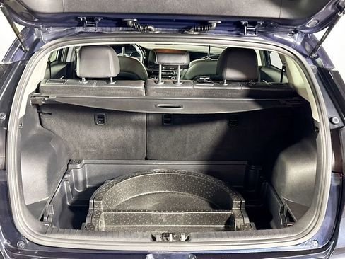 Used 2020 Kia Niro EX image 20