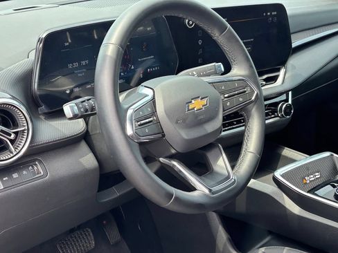 Certified 2026 Chevrolet Equinox LT w/ Convenience Package II AWD/4WD image 9