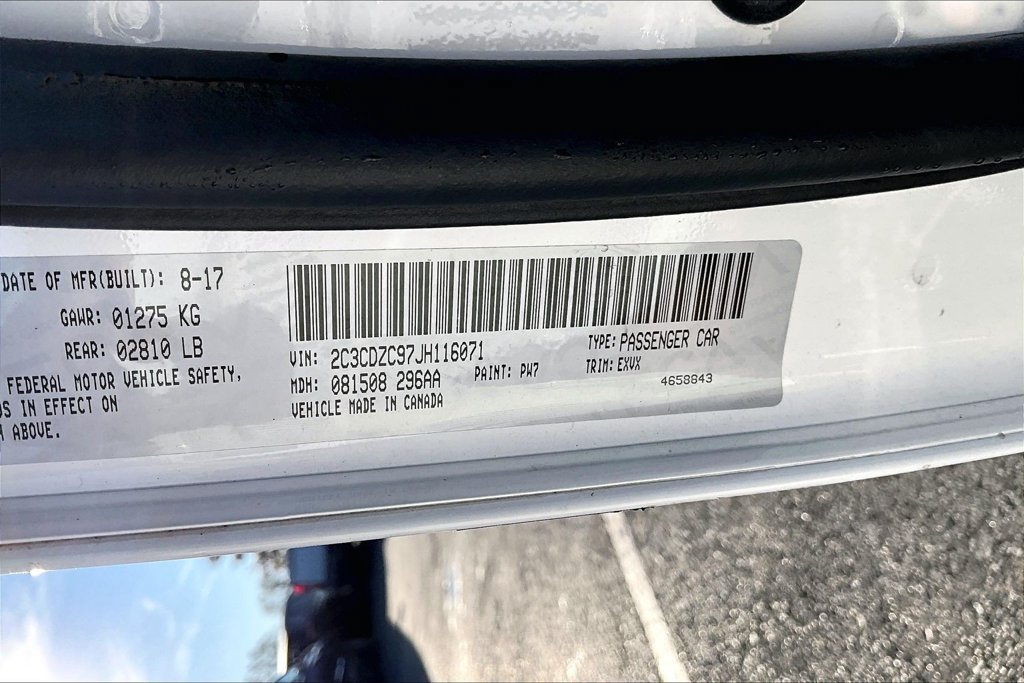 Used 2018 Dodge Challenger SRT Hellcat RWD image 3