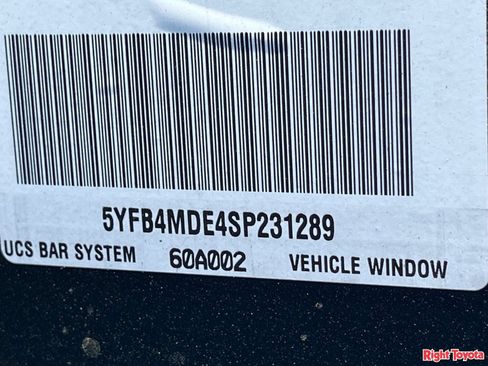 Certified 2025 Toyota Corolla LE FWD image 34