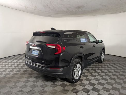 Certified 2024 GMC Terrain SLE image 9