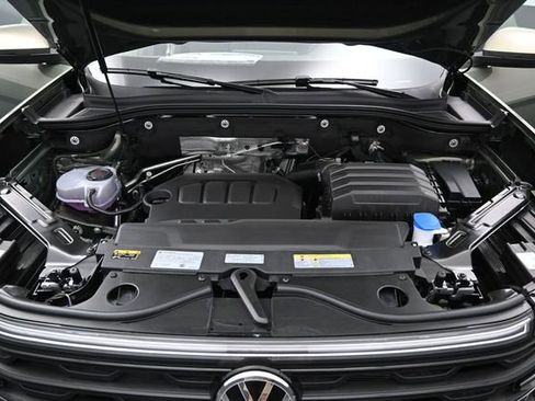 New 2026 Volkswagen Atlas Cross Sport SE AWD/4WD image 15