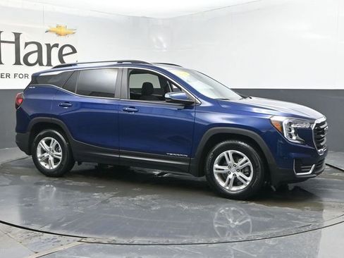 Used 2023 GMC Terrain SLE w/ Driver Convenience Package image 48