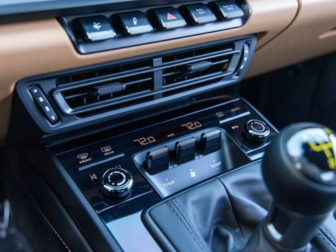 Used 2024 Porsche 911 GT3 image 44