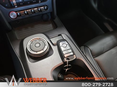 Used 2022 Ford Mustang Shelby GT500 w/ Technology Package RWD image 34