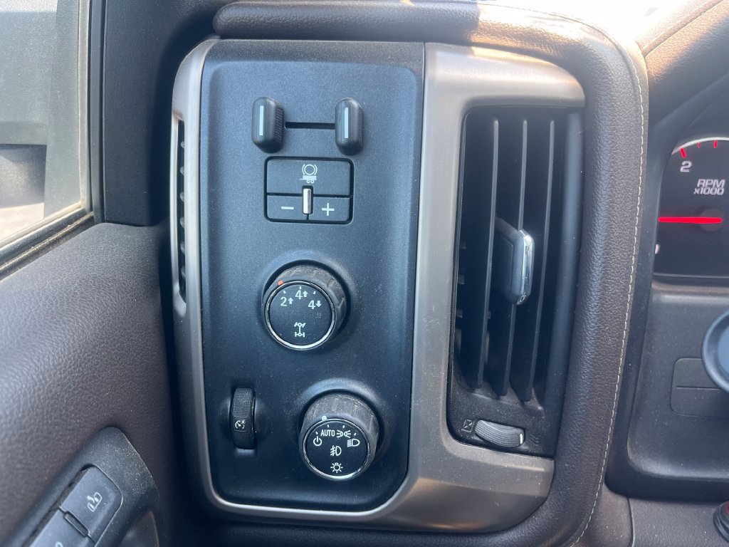 Used 2016 GMC Sierra 3500 Denali w/ Duramax Plus Package AWD/4WD image 14