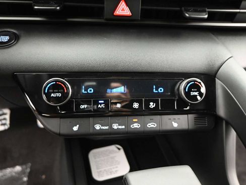 New 2026 Hyundai Elantra SEL Sport FWD image 20