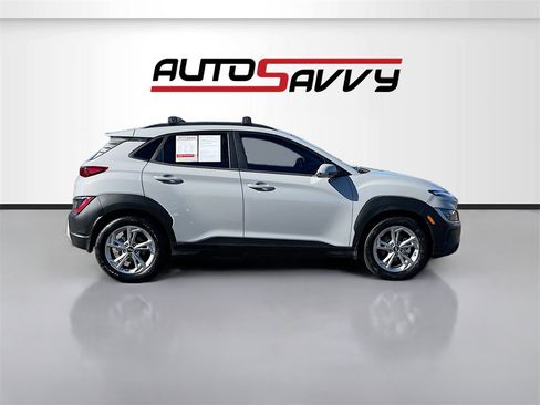 Used 2023 Hyundai Kona SEL w/ Convenience Package image 8