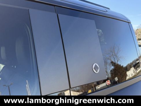 Used 2025 Land Rover Defender 110 image 14