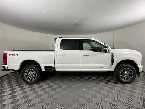 New 2026 Ford F350 Platinum w/ Platinum Plus Package AWD/4WD image 2
