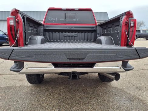 New 2025 GMC Sierra 2500 SLT w/ SLT Premium Package image 4