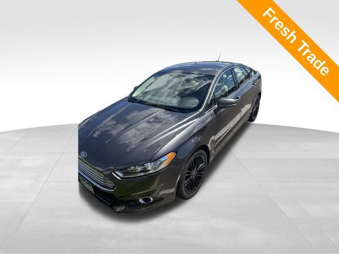 Used 2016 Ford Fusion SE w/ Equipment Group 202A FWD image 1