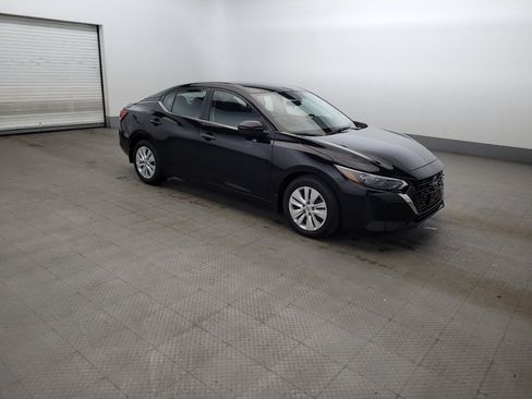 Used 2025 Nissan Sentra S FWD image 11