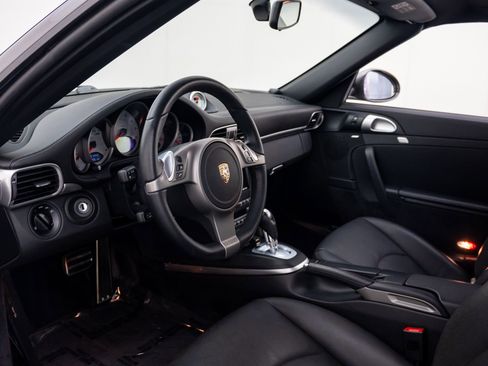 Used 2009 Porsche 911 Carrera S RWD image 4