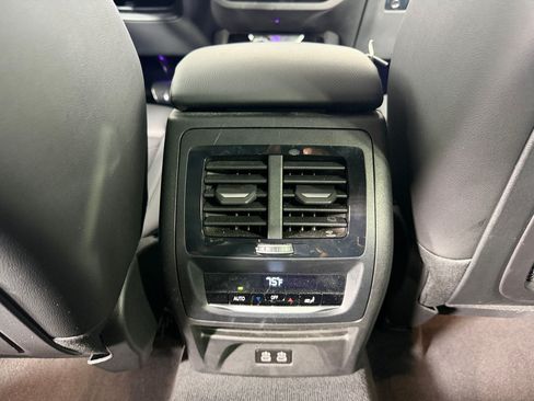 Used 2023 BMW X3 sDrive30i w/ M Sport Package RWD image 32