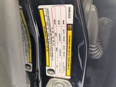 Used 2019 Jeep Compass Latitude FWD image 15