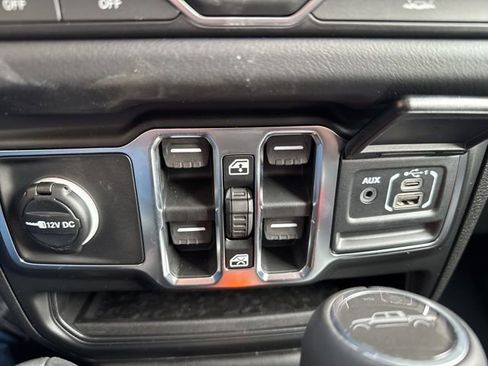 New 2026 Jeep Gladiator Sport image 22