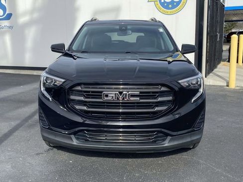 Used 2020 GMC Terrain SLE w/ Driver Convenience Package image 6