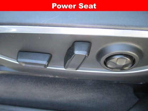 Used 2022 Jeep Wagoneer Series III image 29