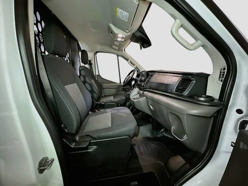 Used 2025 Ford Transit 250 Low Roof w/ Exterior Upgrade Package RWD image 33