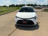Used 2022 Toyota Corolla LE image 3