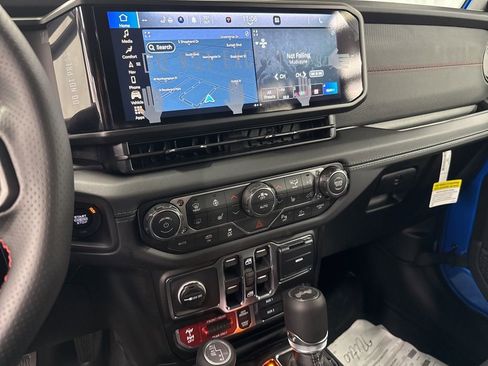 New 2026 Jeep Wrangler Unlimited Rubicon 392 image 24